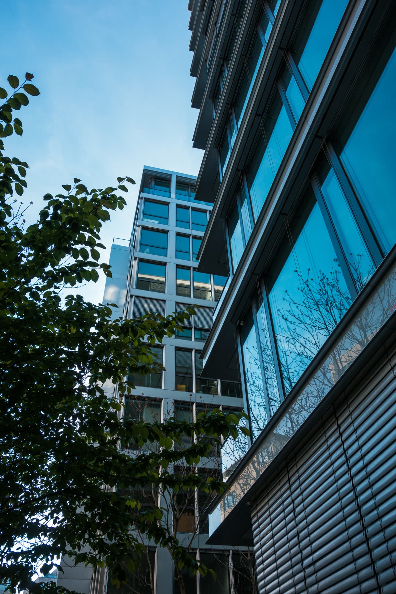 modern buildings against the sky in an urban setti 2026 03 25 22 46 11 utc (1)